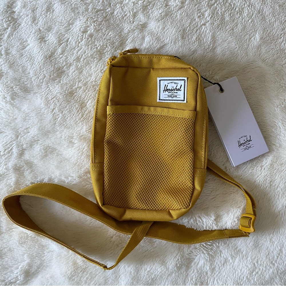 Herschel Sinclair Large Crossbody Bag - Arrowwood - Golden Mustard Yellow